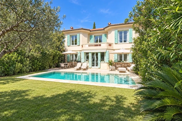 Luxury House for sale in Antibes, 1 995 000 €, Photo 1