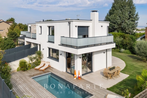 Maison de luxe à vendre à Rueil-Malmaison, 2 390 000 €, Photo 1