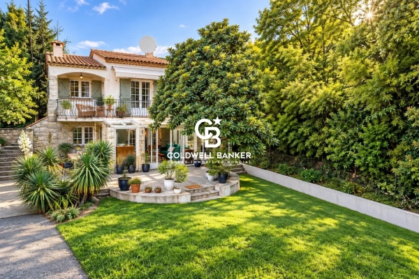 Maison de luxe à vendre à Mougins, 790 000 €, Photo 2