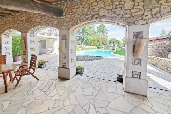 Maison de luxe à vendre à Mane, 960 000 €, Photo 3