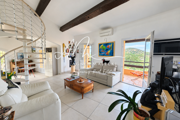 Maison de luxe à vendre à La Londe-les-Maures, 979 000 €, Photo 6
