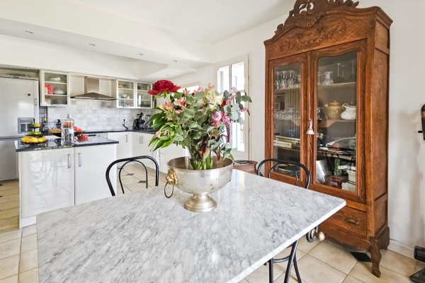 Maison de luxe à vendre à Mane, 525 000 €, Photo 7