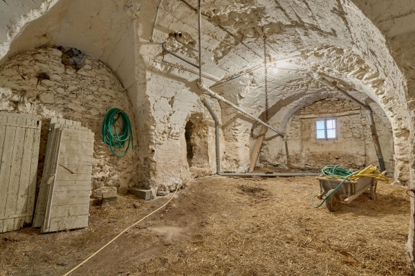 Maison de luxe à vendre à Saint-Étienne-les-Orgues, 1 100 000 €, Photo 7