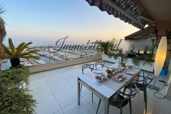 Luxury Apartment for sale in Menton, 899 000 €, Photo 1