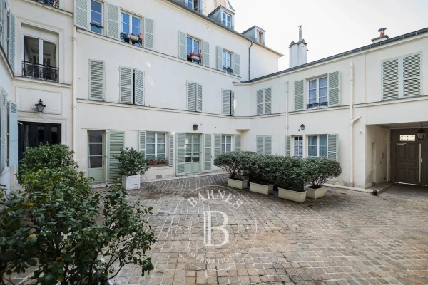 Appartement de luxe à vendre à Paris 7ème, 1 350 000 €, Photo 1