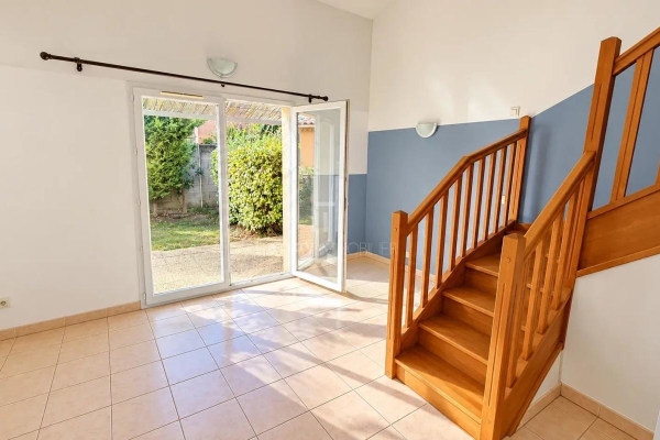 Maison de luxe à vendre à Mouriès, 185 000 €, Photo 2