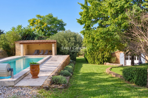 Maison de luxe à vendre à Uzès, 855 000 €, Photo 2