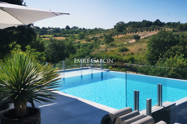 Maison de luxe à vendre à Barjac, 880 000 €, Photo 2