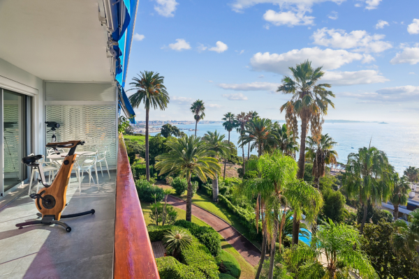 Appartement de luxe à vendre à Le Golfe Juan, 1 490 000 €, Photo 2