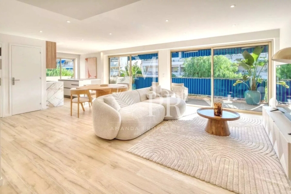 Appartement de luxe à vendre à Cannes, 1 090 000 €, Photo 2