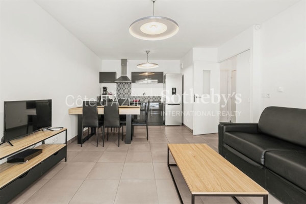 Luxury Apartment for sale in Nice, 360 000 €, Photo 3