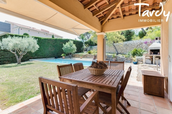 Maison de luxe à vendre à Cassis, 1 872 000 €, Photo 3