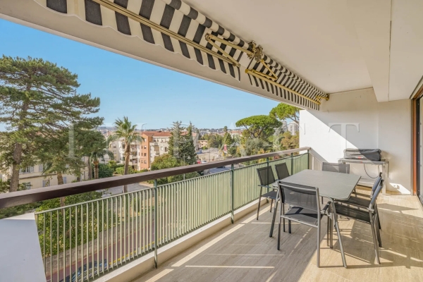 Luxury Apartment for sale in Cannes, 1 180 000 €, Photo 4