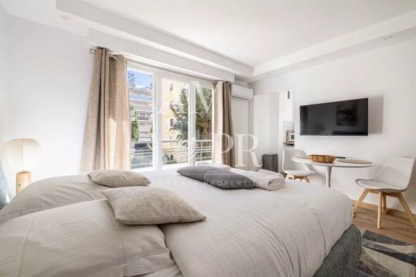 Luxury Apartment for sale in Cannes, 234 000 €, Photo 5