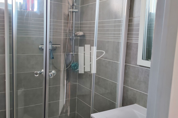 Appartement de luxe à vendre à Fréjus, 199 000 €, Photo 7