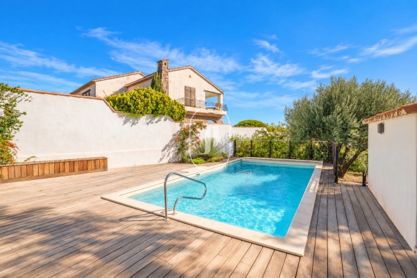 Appartement de luxe à vendre à Roquebrune-sur-Argens, 720 000 €, Photo 2