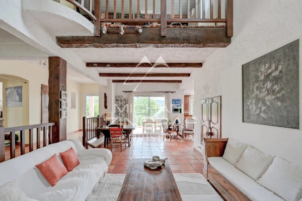 Maison de luxe à vendre à Aubagne, 645 000 €, Photo 4
