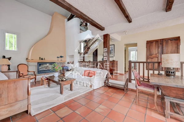Maison de luxe à vendre à Aubagne, 645 000 €, Photo 5