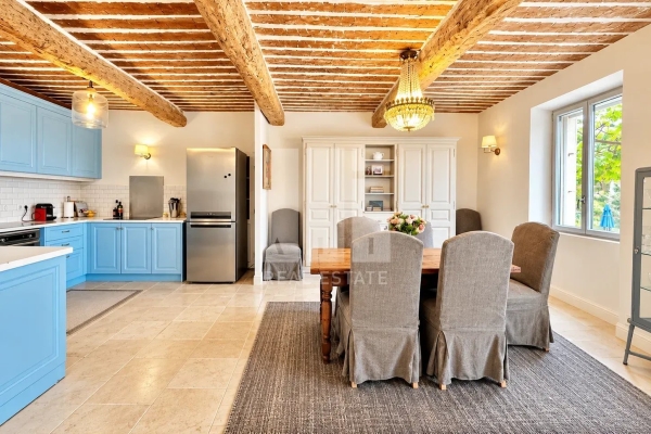 Maison de luxe à louer à Mougins, 5 700 €, Photo 6