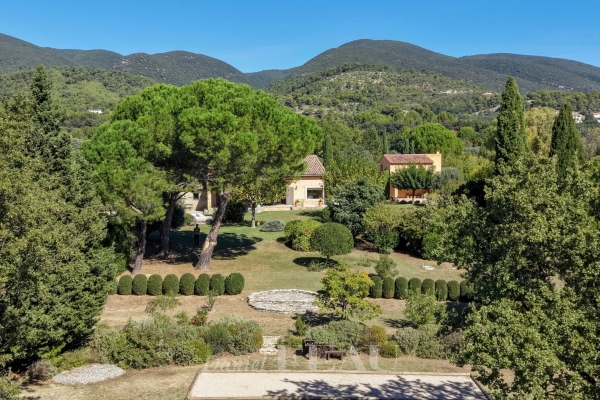 Maison de luxe à vendre à Vaugines, 1 560 000 €, Photo 7