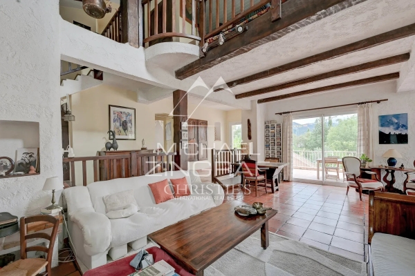 Maison de luxe à vendre à Aubagne, 645 000 €, Photo 7