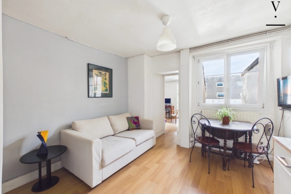 4584595