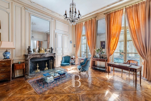 Luxury Apartment for sale in Paris 4ème, 1 670 000 €, Photo 2