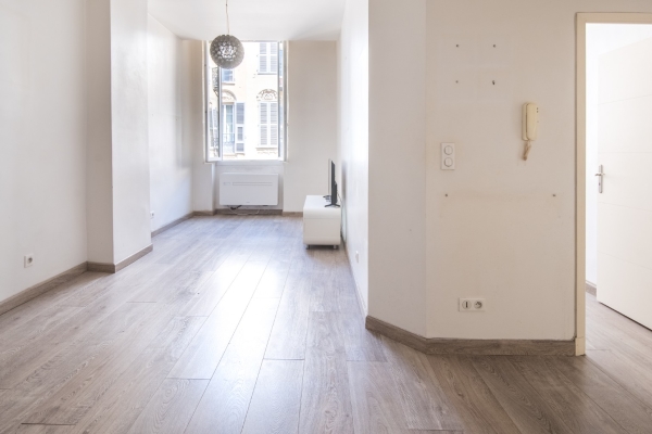 Luxury Apartment for sale in Nice, 445 000 €, Photo 3