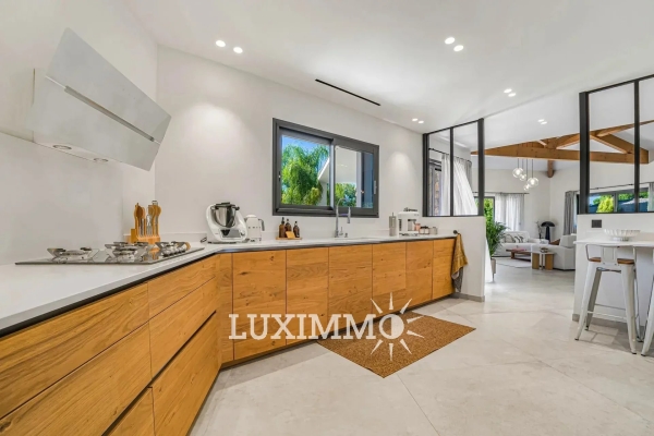 Maison de luxe à vendre à Mougins, 2 390 000 €, Photo 7