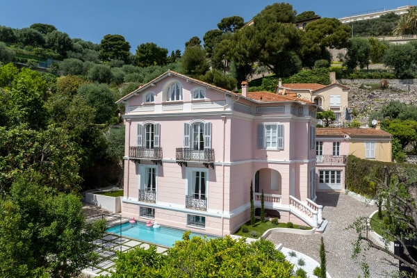 Maison de luxe à louer à Beaulieu-sur-Mer, 45 000 €, Photo 1