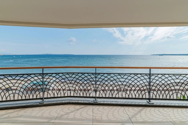 Luxury Apartment for sale in Cannes, 4 990 000 €, Photo 1