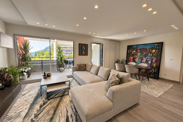 Luxury Apartment for sale in Èze, 1 360 000 €, Photo 2