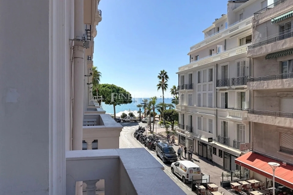 Luxury Apartment for sale in Cannes, 560 000 €, Photo 2