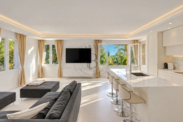Maison de luxe à vendre à Mougins, 1 650 000 €, Photo 2
