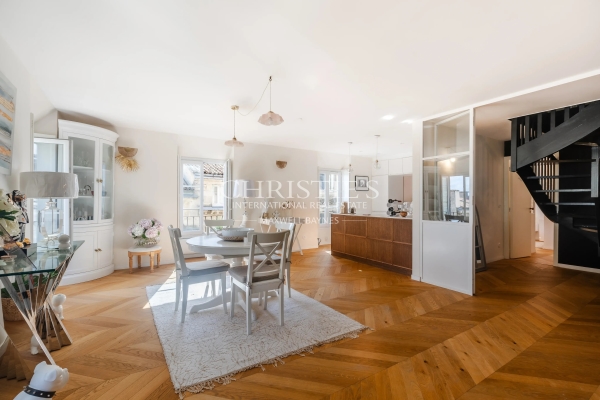 Luxury Apartment for sale in Bordeaux, 699 000 €, Photo 3