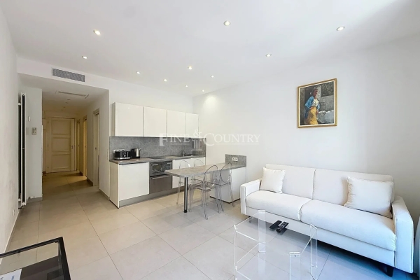 Luxury Apartment for sale in Cannes, 560 000 €, Photo 5