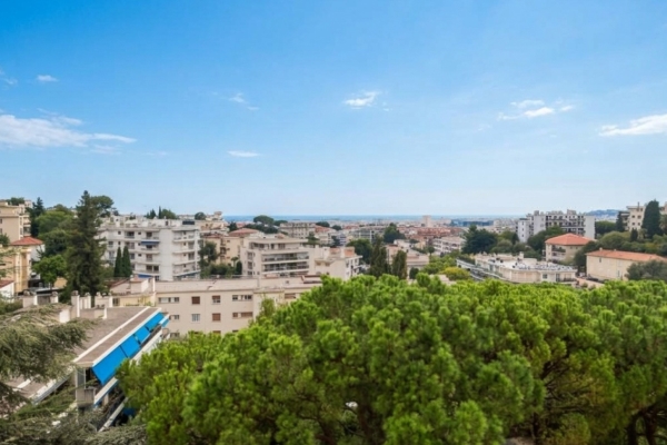 Luxury Apartment for sale in Nice, 500 000 €, Photo 2