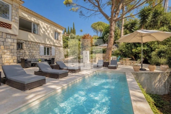 Maison de luxe à vendre à Mougins, 1 650 000 €, Photo 2
