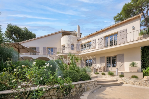 Luxury House for sale in Roquefort-les-Pins, 2 600 000 €, Photo 2