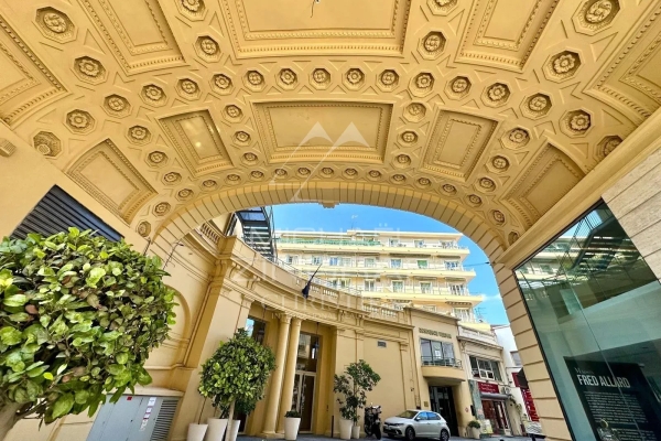 Appartement de luxe à vendre à Nice, 455 000 €, Photo 2