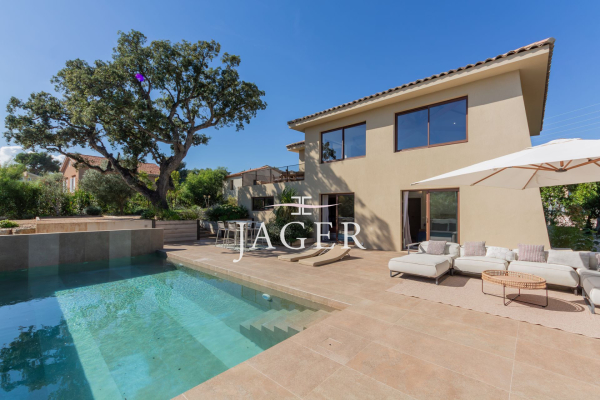Luxury House for sale in Saint-Aygulf, 1 490 000 €, Photo 2