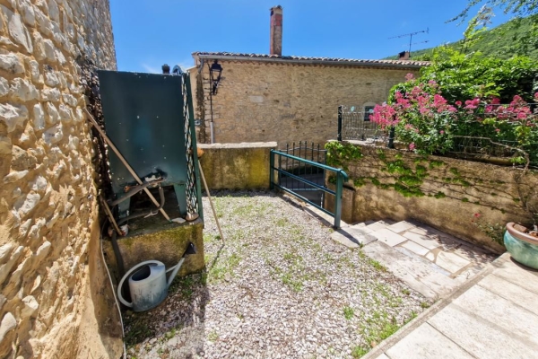 Maison de luxe à vendre à Saumane, 109 000 €, Photo 3