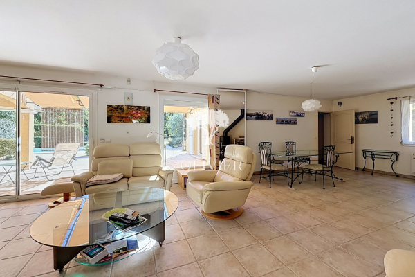 Luxury House for sale in Céreste, 585 000 €, Photo 5