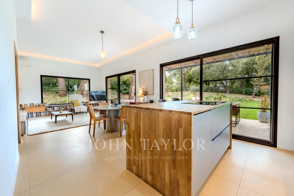 Luxury House for sale in Roquefort-les-Pins, 830 000 €, Photo 7