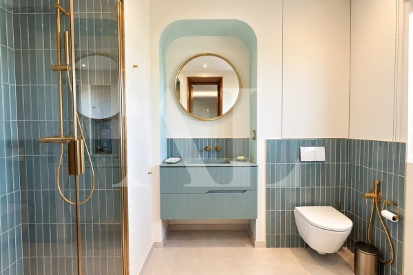 Luxury Apartment for sale in Le Golfe Juan, 550 000 €, Photo 7