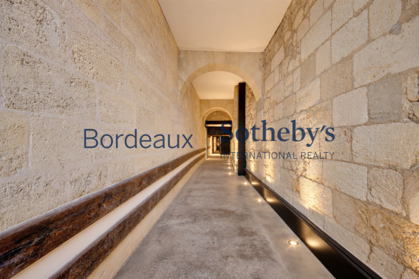 Luxury Apartment for sale in Bordeaux, 1 990 000 €, Photo 3