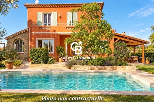 Maison de luxe à vendre à Fréjus, 749 000 €, Photo 3