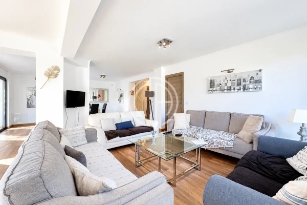 Maison de luxe à vendre à Cannes, 1 690 000 €, Photo 4