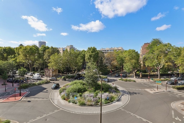Luxury Apartment for sale in Levallois-Perret, 1 295 000 €, Photo 1