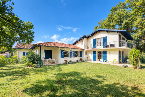 Maison de luxe à vendre à Anglet, 966 000 €, Photo 1